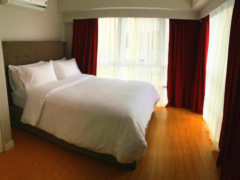 Maxstays - Max Style @ Fort Victoria Makati City Exterior foto