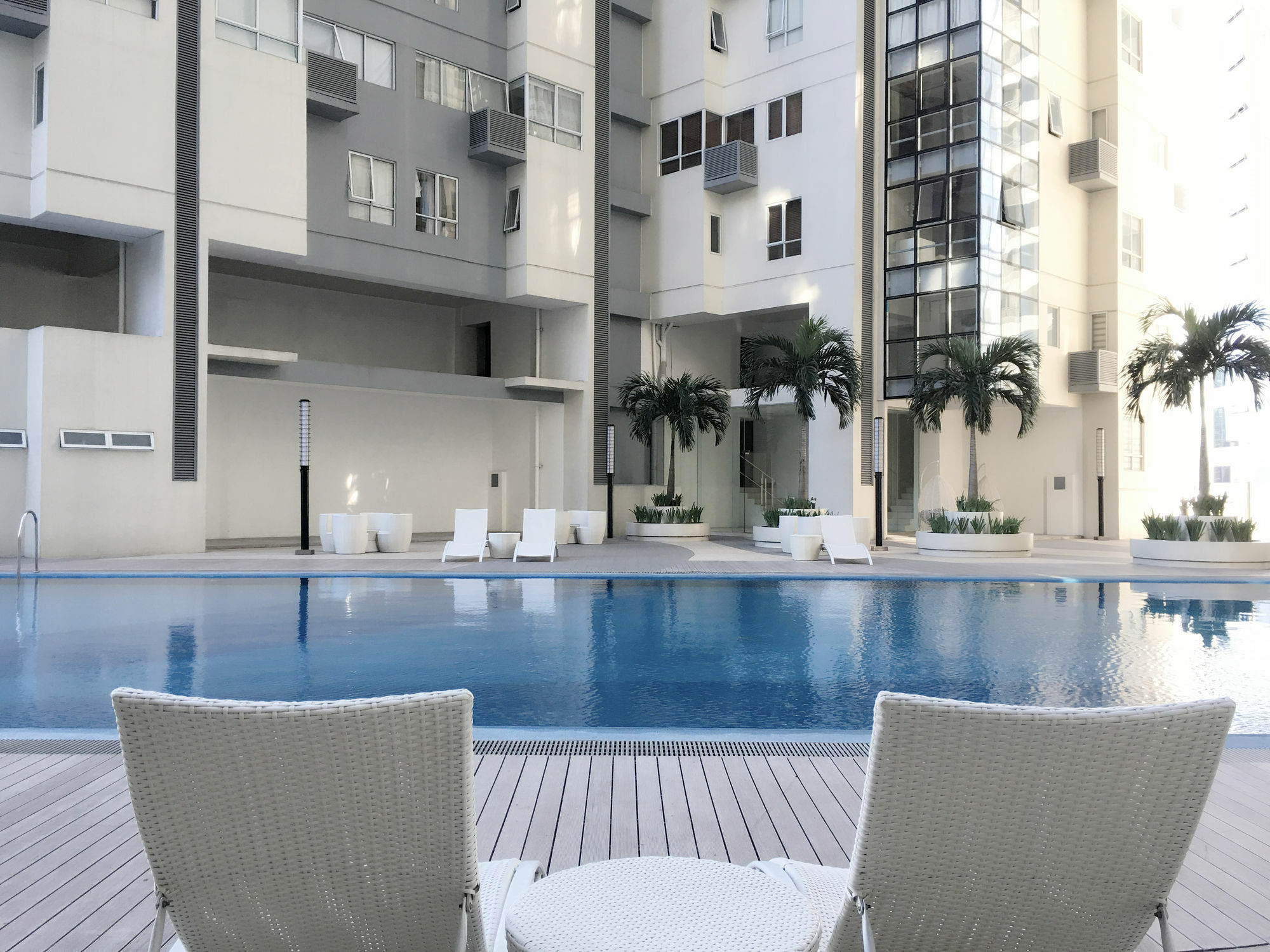 Maxstays - Max Style @ Fort Victoria Makati City Exterior foto
